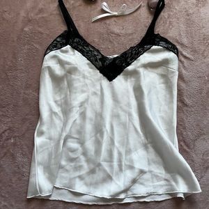 Lacey tank top 🖤
